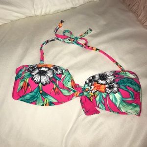 Old Navy floral bikini top